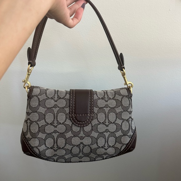 Soho Flap Bag In Signature Jacquard - Picture 5 of 6